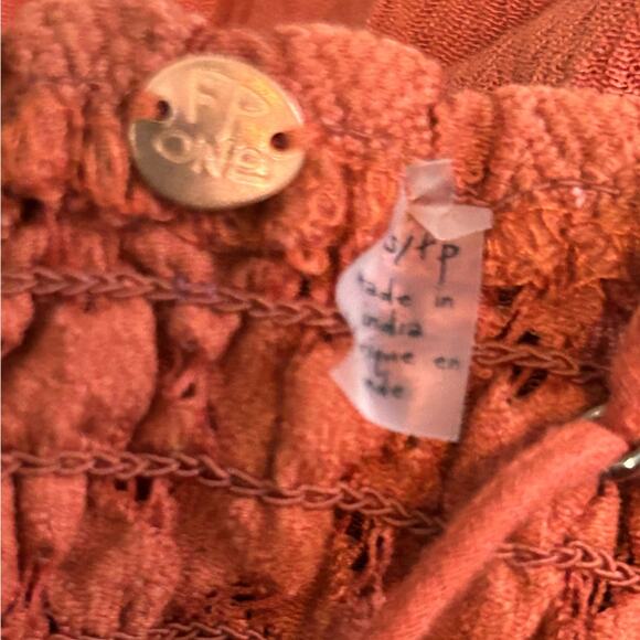 Free People Adella Cami NWT Winding Roads Rust Crochet Lace Peplum Ruffle XS - Picture 11 of 16
